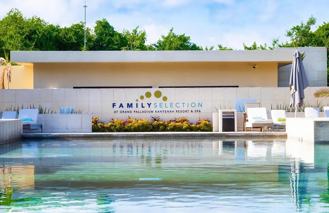 Family Selection At Grand Palladium Kantenah Resort & Spa-1